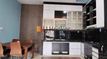 Gambar 2 Disewakan Rumah Furnished 2 Lantai Taman Dutamas Batam Center