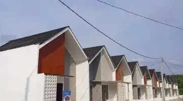 tampak depan rumah bagus siap huni tarumajaya