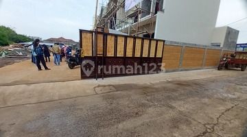 tampak depan rumah 2 lt  jati rasa