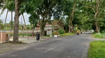 Gambar 3 Tanah Pinggir Jalan Raya Sayegan Tempel Jogja