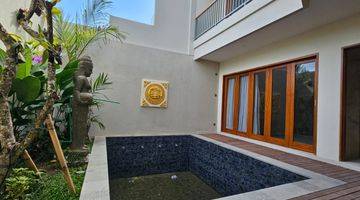 Gambar 1 Vc 200 For Rent Modern Minimalish Ricefield View Located di Canggu, Badung