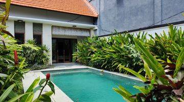 Gambar 2 Bl 182 For Rent Classic Tropical Style Villa Located On Pererenan 