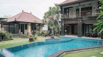 Gambar 1 Wy 01 For Rent Classic Tropical Style Villa Located In Berawa Near Atlas Beach Club