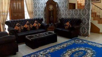 Gambar 2 Rumah di Legenda Wisata, Murah, Rapih, Furnish