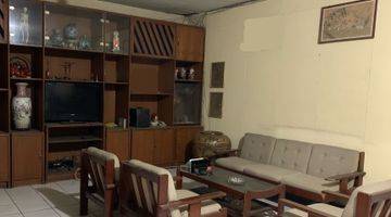 Gambar 2 Rumah 2 Lantai Unfurnished SHM di Pasirkaliki Bandung, Bandung