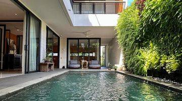 Gambar 3 Rumah Modern Tropical di Kemang - Cipete 3 Lantai