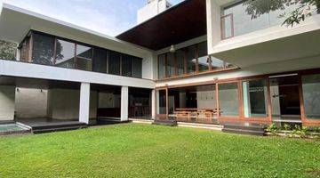 Gambar 1 Moder Tropical Mansion Pondok Indah