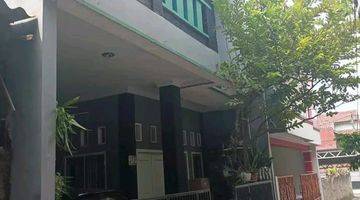 Gambar 1 DI JUAL MURAH DAN CEPAT RUMAH 2 LANTAI DALAM KOMPLEK RUMAH BAGUS KUAT DAN BISA KPR LOKASI DI KALISARI JAKTIM 