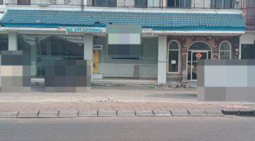 Gambar 5 Ruko di Kuta Badung