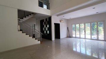 Gambar 3 Dijual Rumah Mininalis Semi Furnish di Graha Famili, Surabaya