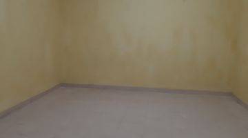 kamar tidur disewa rumah duta garden