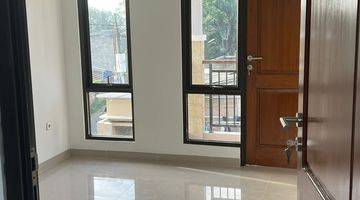 Gambar 2 Rumah Ready Stock Lokasi Samping Jalan Utama Pamulang