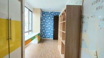 foto lainnya rumah hoek minimalis  di kebayoran