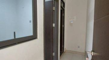 foto lainnya rumah hoek minimalis  di kebayoran