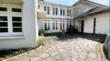 foto lainnya rumah megah design clasic lingkungan