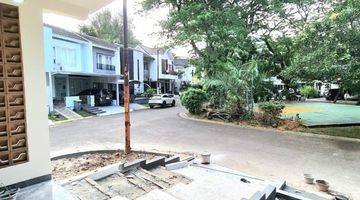 Gambar 2 Rumah Minimalis Modern Balkon Luas Di Bintaro Jaya Sektor 9