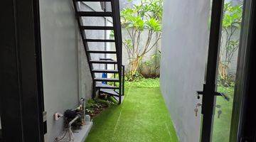 Gambar 2 Rumah Baru Industrial Design Semi Furnished Bsd