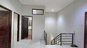 Gambar 2 Rumah 2 Lantai Kuldesak Semi Furnished Di Bintaro Sektor 9