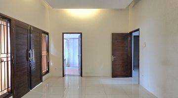 Gambar 1 Rumah 2 Lantai Kuldesak Semi Furnished Di Bintaro Sektor 9