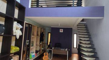 Gambar 1 CA2597 Rumah 2 Lantai Bagus Unfurnished SHM di Gayungsari , Surabaya