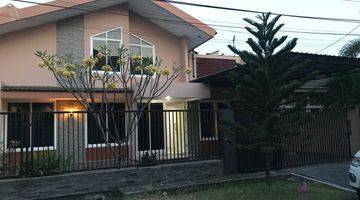 Gambar 1 Rumah Hook Furnish Darmo Sentosa Raya Siap Huni