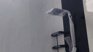 kamar mandi rumah hoek billymoon pondok kelapa