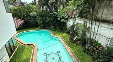 Gambar 4 Rumah Dengan Privat Pool di Ampera Jakarta Selatan

