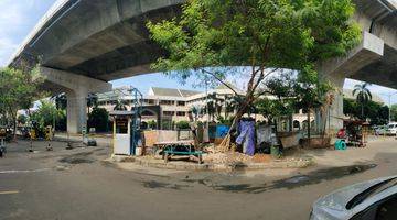 Gambar 5 Ruko Siap Pakai di Boulevard Timur Kelapa Gading Jakarta Utara

