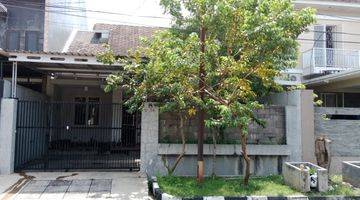 Gambar 1 Rumah Darmo Sentosa Raya di Jl. Jajar Tunggal, Surabaya