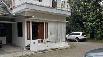 Gambar 2 Rumah dalam kompleks, samping Gedung Kantor Walikota Tangsel