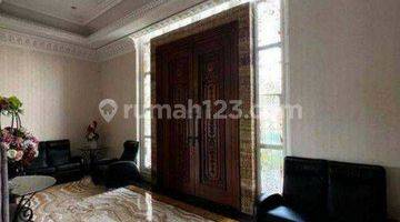 Gambar 4 Rumah Mewah Ebony Full Marmer View Danau Furnished