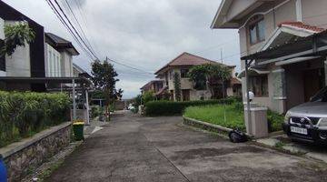 Gambar 2 Rumah Sertifikat Hak Milik di Jl Cigadung Raya Barat, Bandung