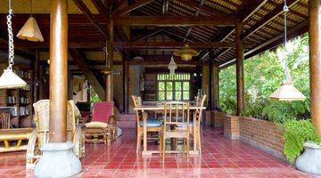 Gambar 5 High quality, quiet, extended estate, 100 meters from Lovina Beach