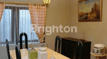 Gambar 2 RUMAH 2,5 LANTAI SEMI FURNISHED RUNGKUT ASRI, SURABAYA TIMUR