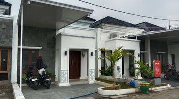 Gambar 3 Rumah Di Jln Raya Lengkong Kaliwadas Mediterania Baru