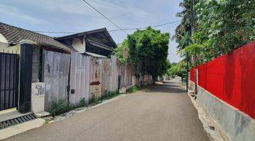 Gambar 4 Rumah tua dijual