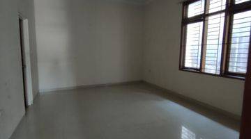 Gambar 5 Rumah 2 Lantai Sunter 10 X25m2./5kt Dan 4km