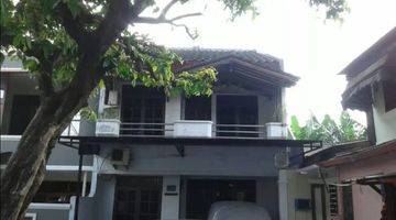 tampak depan rumah di duren sawit jakarta