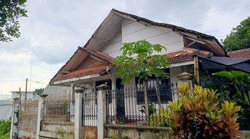 Gambar 1 Dijual rumah klasik masuk gang di patrang (sw) 