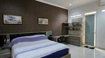 Gambar 4 Dijual Rumah Mewah Full Furnish di Batununggal, Bandung