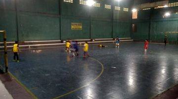 Gambar 5 GOR Futsal Bonus Bangunan Bisa Dijadikan Rumah 2 Lantai 