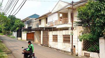 Gambar 1 Rumah Komplek area Pasar Jumat dekat stasiun MRT Lebak Bulus Jakarta Selatan