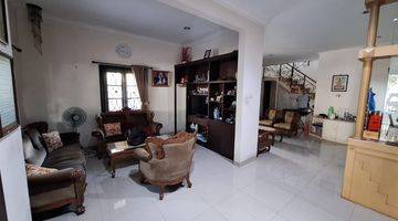 Gambar 3 Di Jual Rumah Corner 2 LT di kelapa Gading