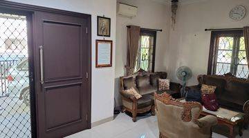 Gambar 4 Di Jual Rumah Corner 2 LT di kelapa Gading