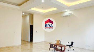 ruang tamu rumah baru pondok indah desain