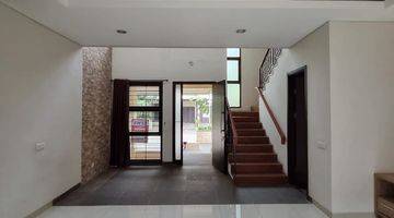 Gambar 3 Rumah Bagus di Cluster Mayfield, Greenwich, Bsd City, Tangerang