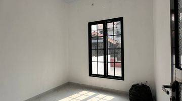 Gambar 2 Rumah Bagus Unfurnished SHM Dekat Universitas Indonesia