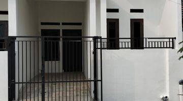 Gambar 1 Rumah Bagus Unfurnished di Villa Mutiara Gading, Bekasi k0584 