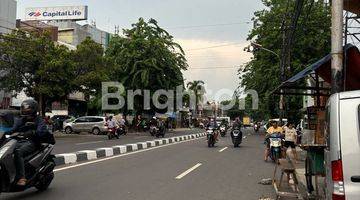 Gambar 1 RUKO 4.5 LANTAI JEMBATAN LIMA AREA KOMERSIL ROW JALAN RAYA