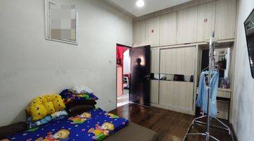 Gambar 1 Rumah Sudah Renovasi Semi Furnished HGB di Citra Batam, Batam